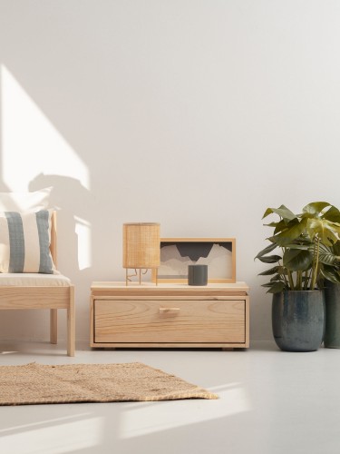 Mesa de cabeceira de madeira com gaveta 78x32 LIBE | LUFE