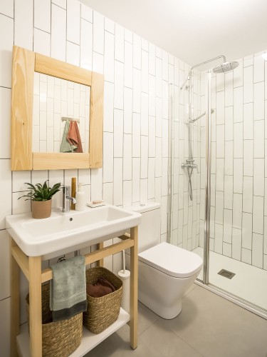 NINAO miroir mural avec cadre en bois | LUFE