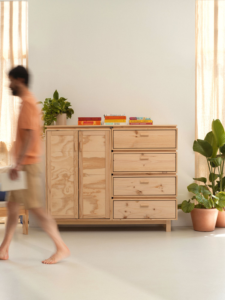 AIKA armadio credenza con 4 cassetti 157x128 2