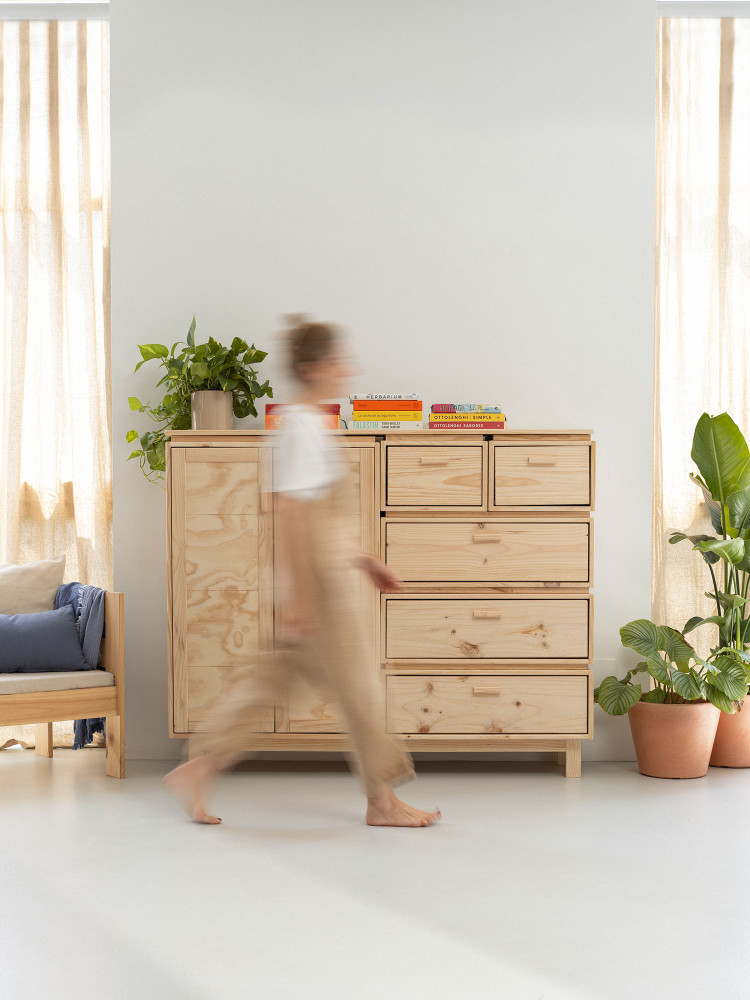 Credenza in legno naturale con armadio e cassettiera | LUFE 2