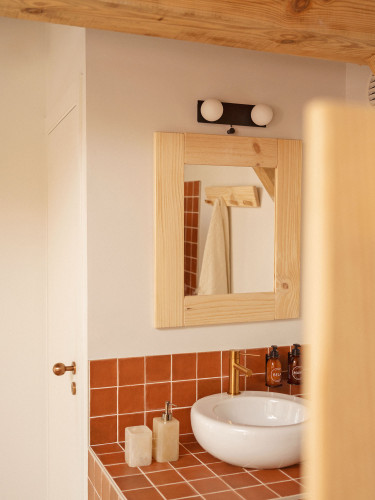 Specchio da parete con cornice in legno | LUFE