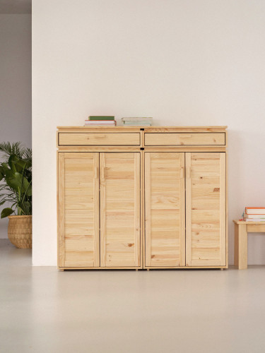 Armário baixo duplo em madeira natural com gavetas | LUFE