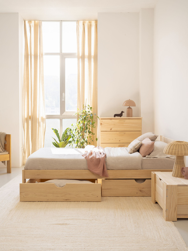 Cama individual de 105 em pinho natural com gavetas | LUFE 2