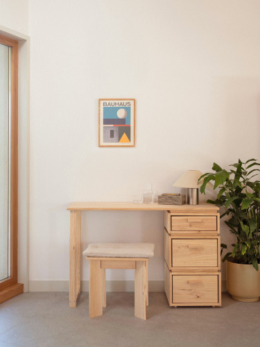 Escritorio LIBE con 3 cajones de madera natural | LUFE