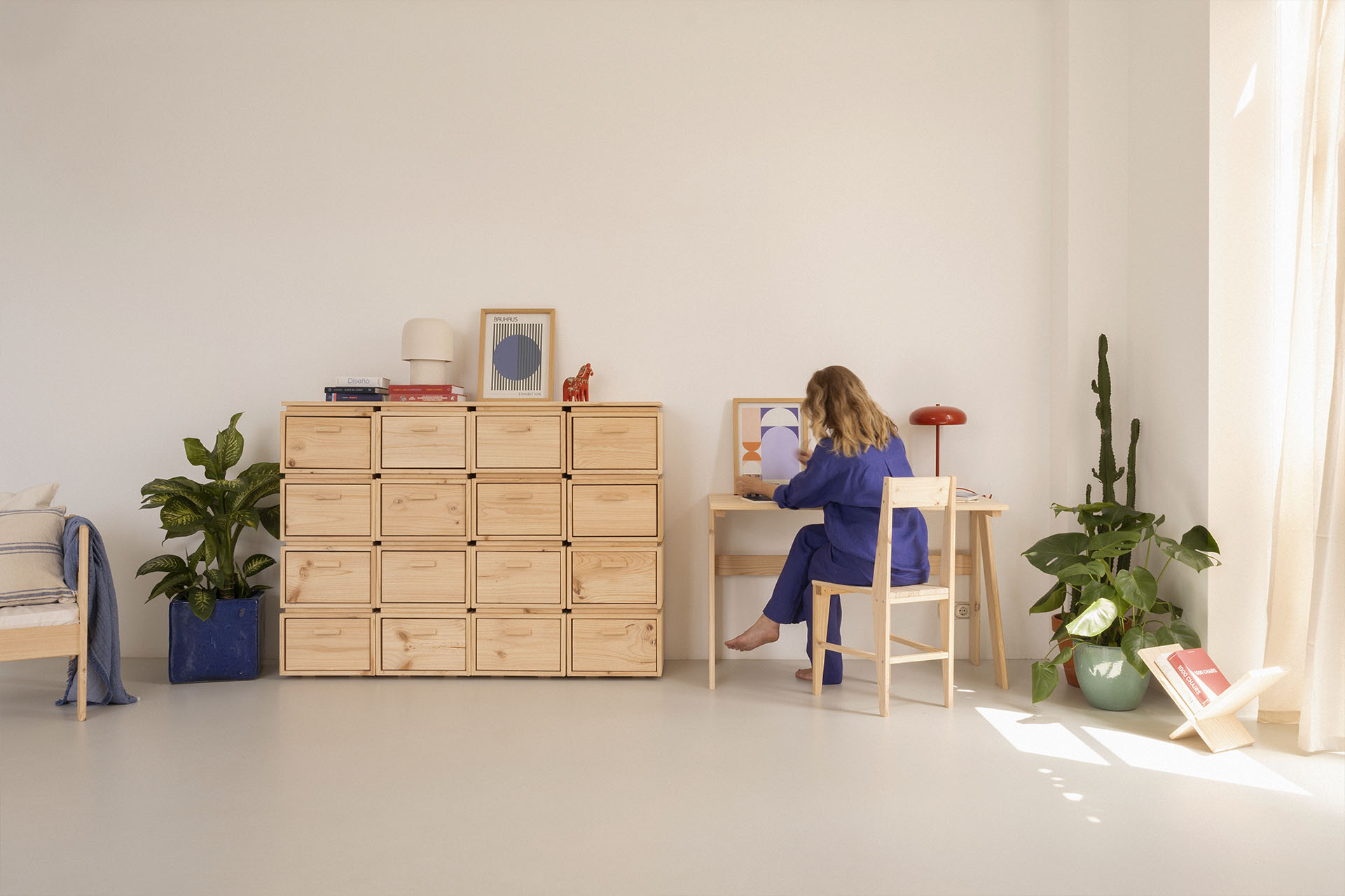 LIBE mueble archivador con 16 cajones