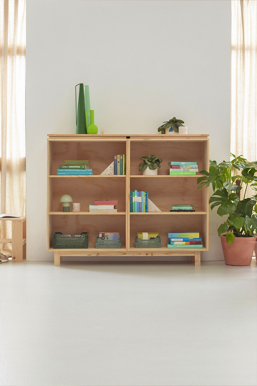 Imagen de ambiente 1 para:Estantería librería baja de madera natural