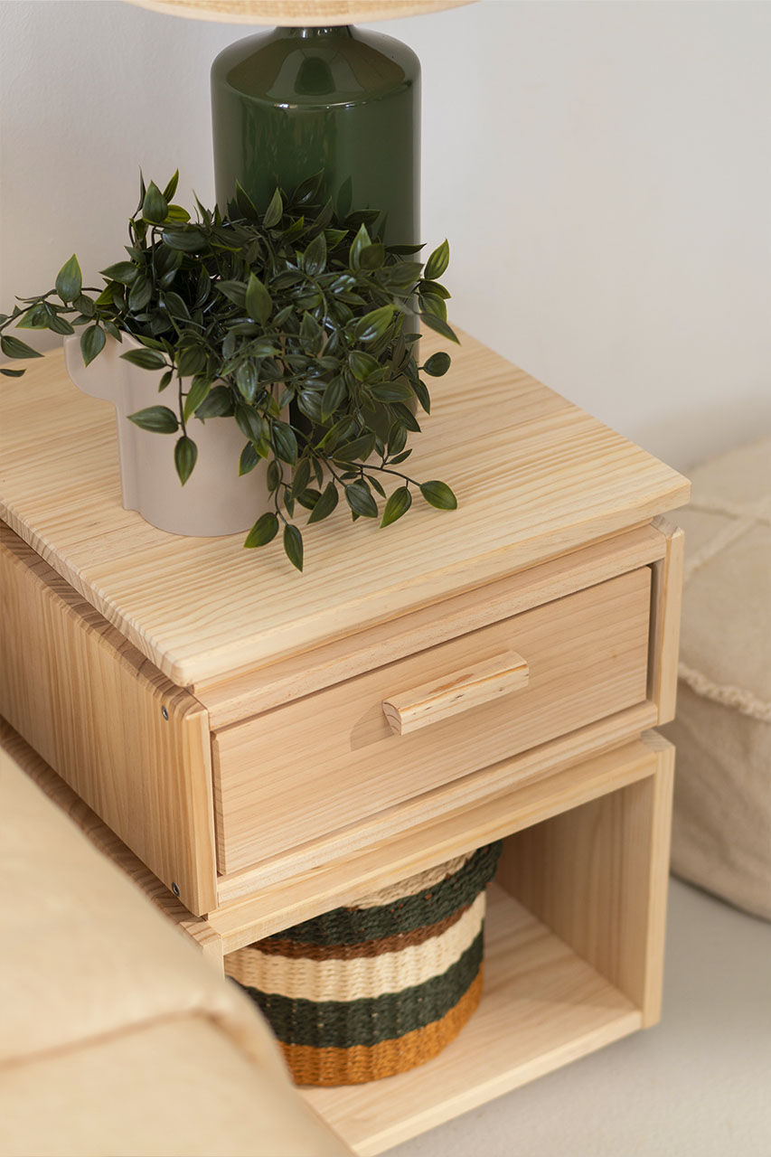 Imagen de ambiente 2 para:Mesita de noche de madera natural y ecológica