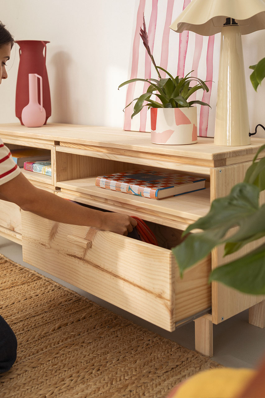 Imagen de ambiente 2 para:Muebles TV de madera ecológica