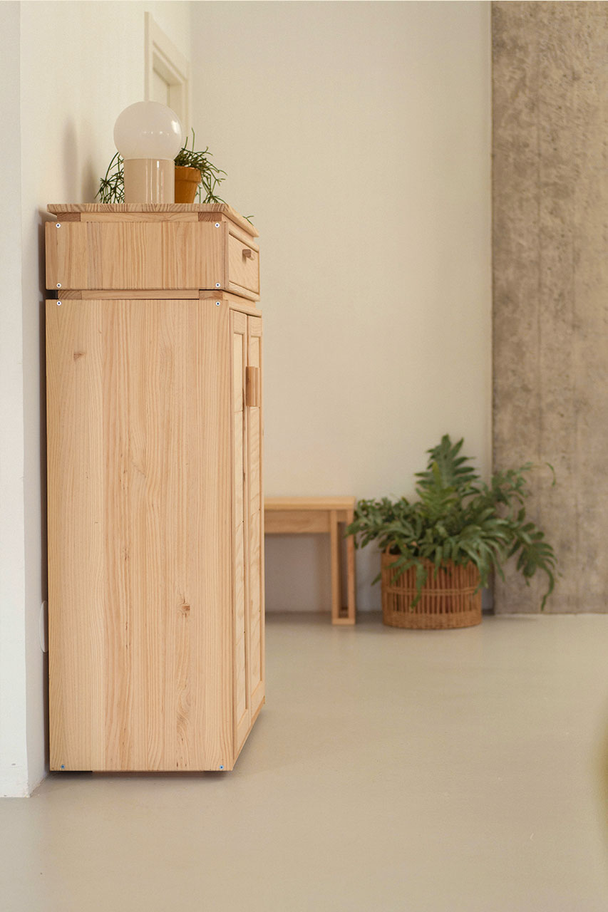 LIBE armadio basso con cassetto 78x133